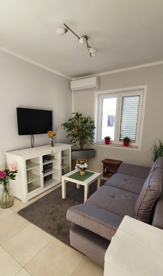 Apartments Ruzic 奈维斯 客房 照片